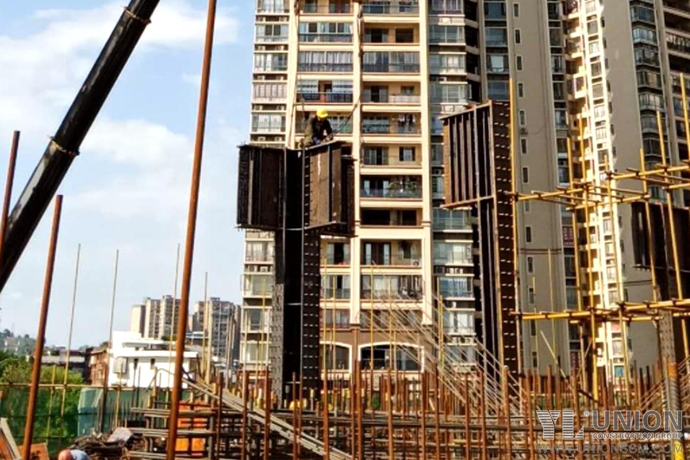 Steel Reinforcing Columns and Beams for High-rise Residence Buildings - structure steel fabrication